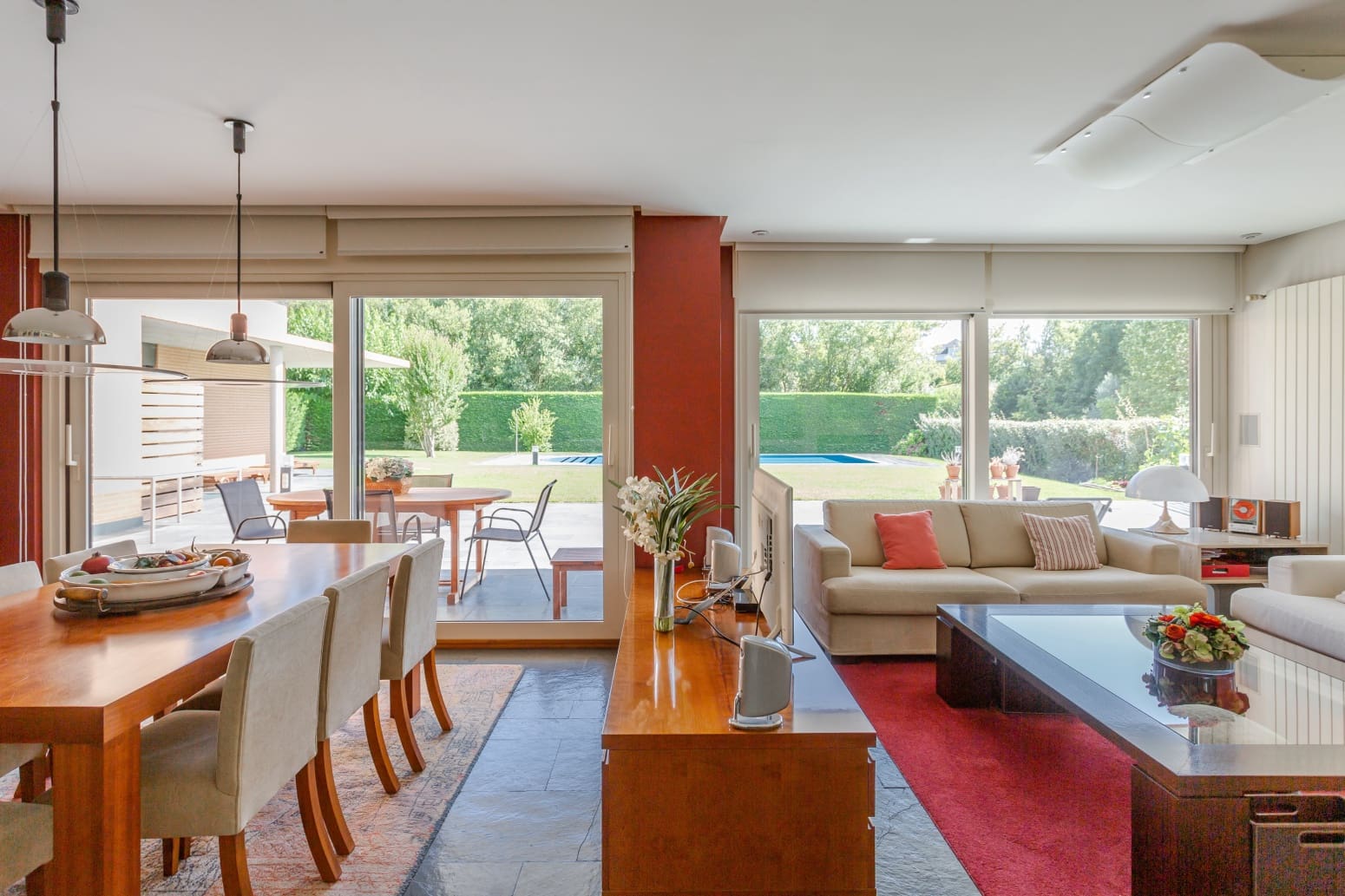 9 bedroom Villa for sale in Egues with pool garage - € 1,700,000 (Ref: 8484454)