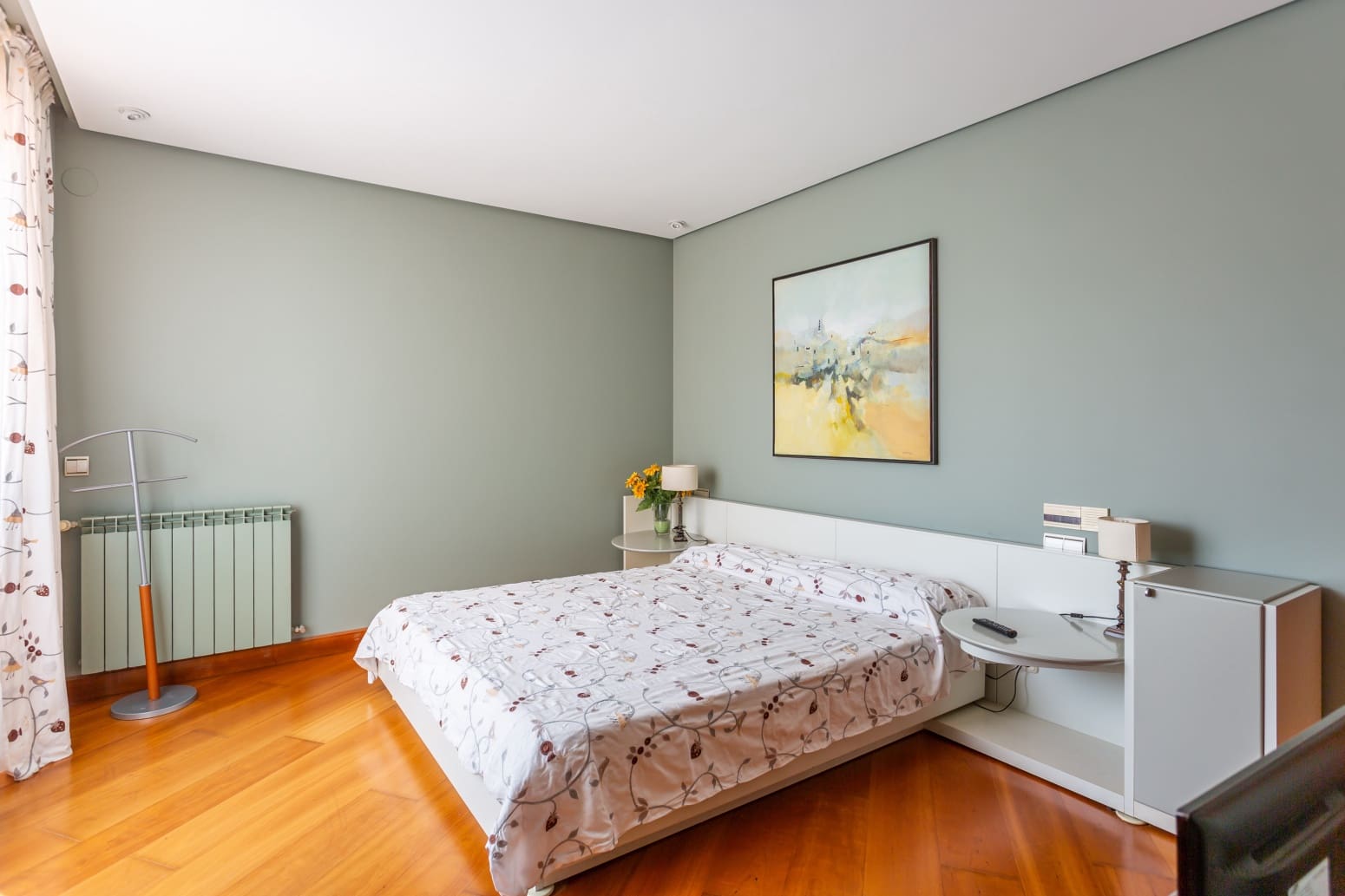 9 bedroom Villa for sale in Egues with pool garage - € 1,700,000 (Ref: 8484454)