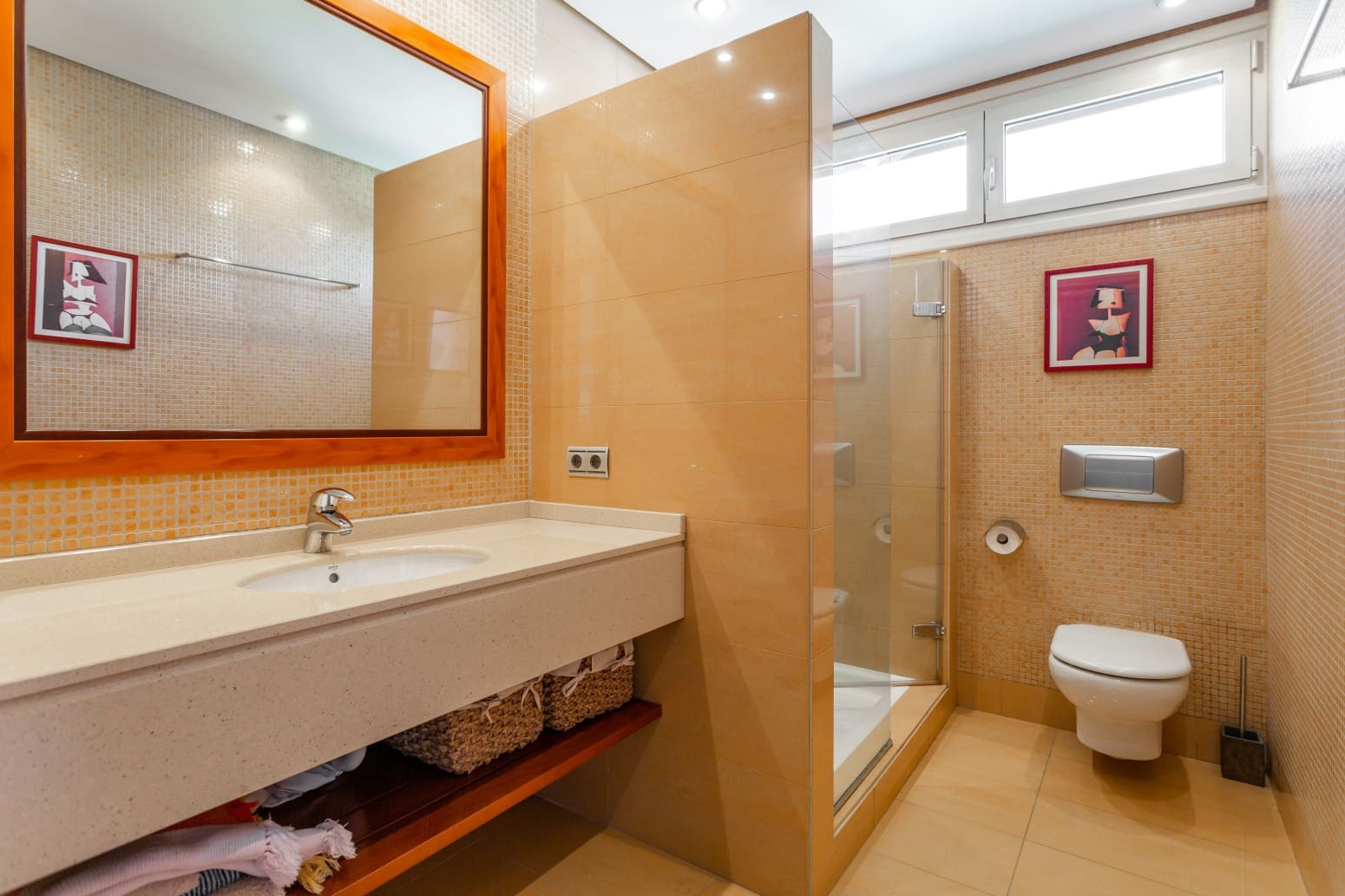 9 bedroom Villa for sale in Egues with pool garage - € 1,700,000 (Ref: 8484454)