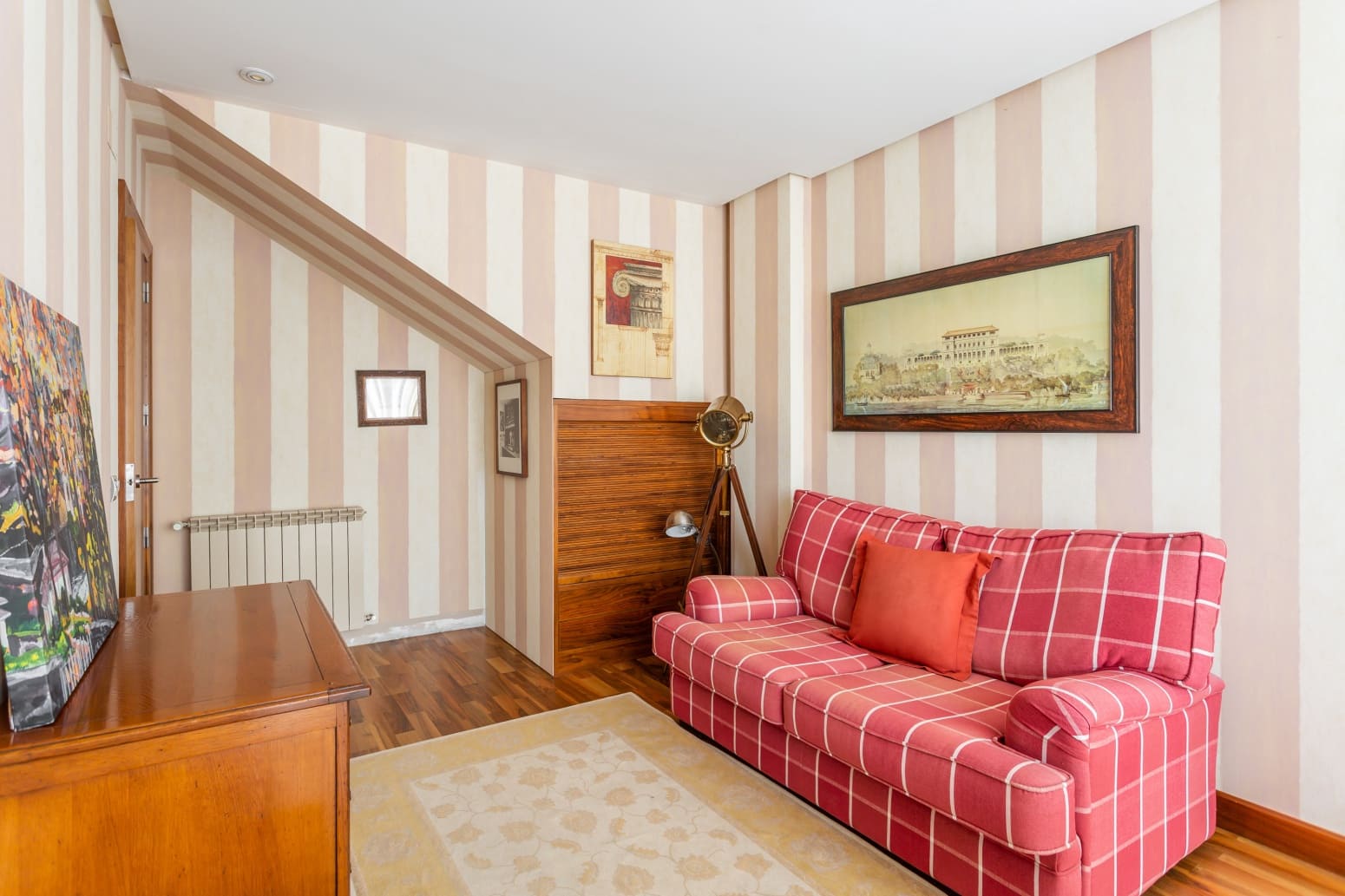 9 bedroom Villa for sale in Egues with pool garage - € 1,700,000 (Ref: 8484454)