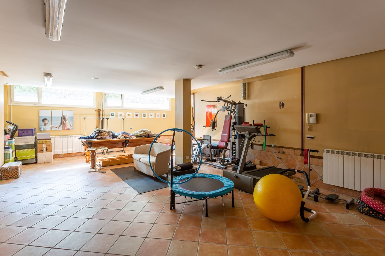 9 bedroom Villa for sale in Egues with pool garage - € 1,700,000 (Ref: 8484454)