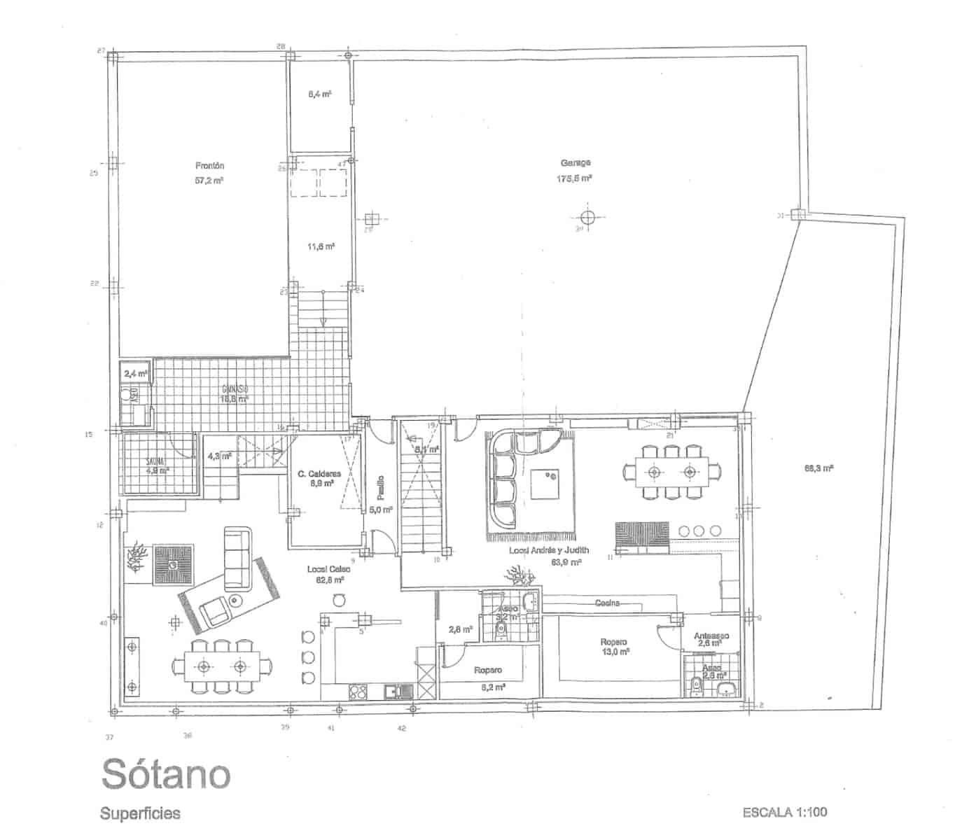 9 bedroom Villa for sale in Egues with pool garage - € 1,700,000 (Ref: 8484454)