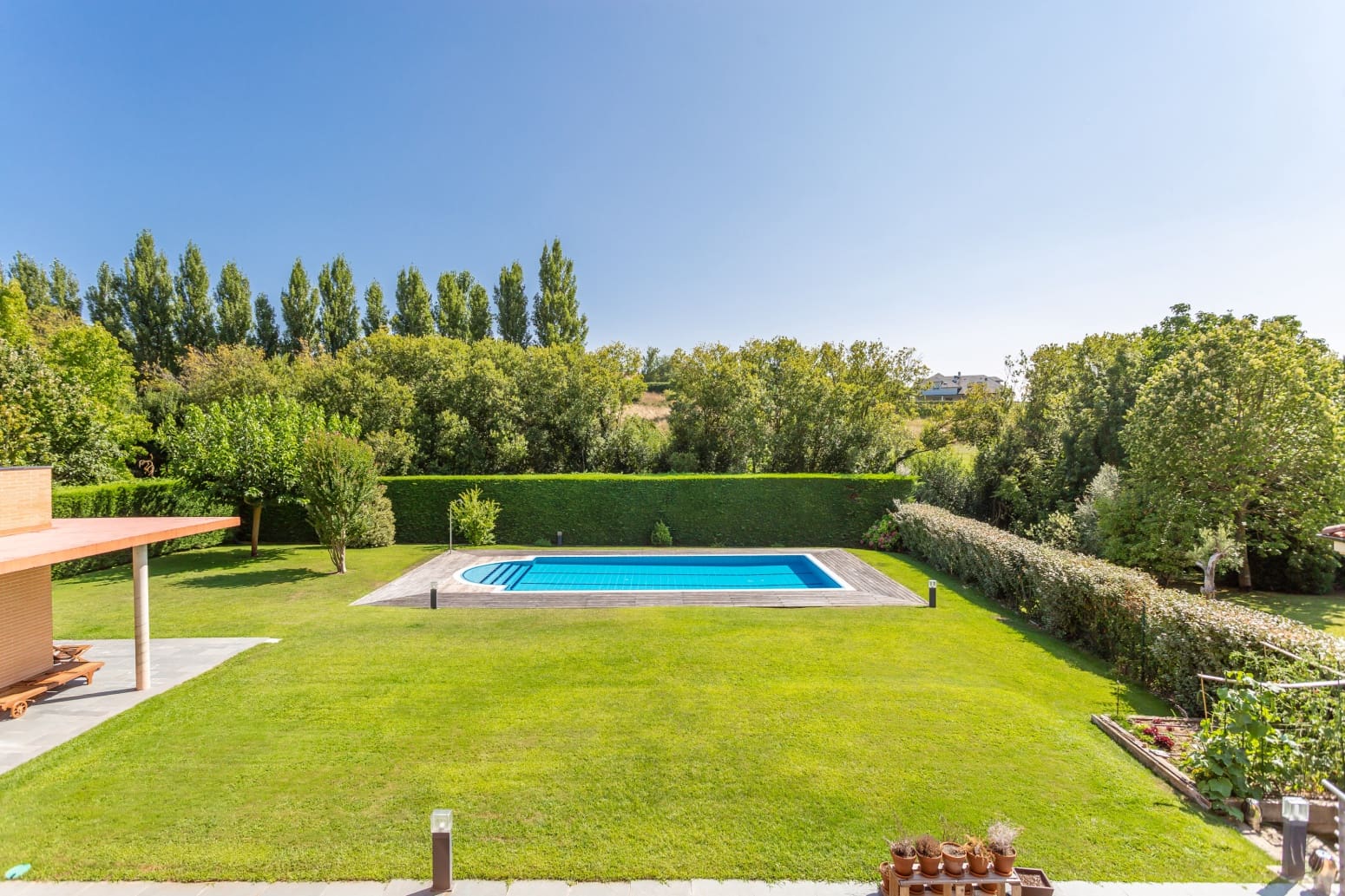 9 bedroom Villa for sale in Egues with pool garage - € 1,700,000 (Ref: 8484454)