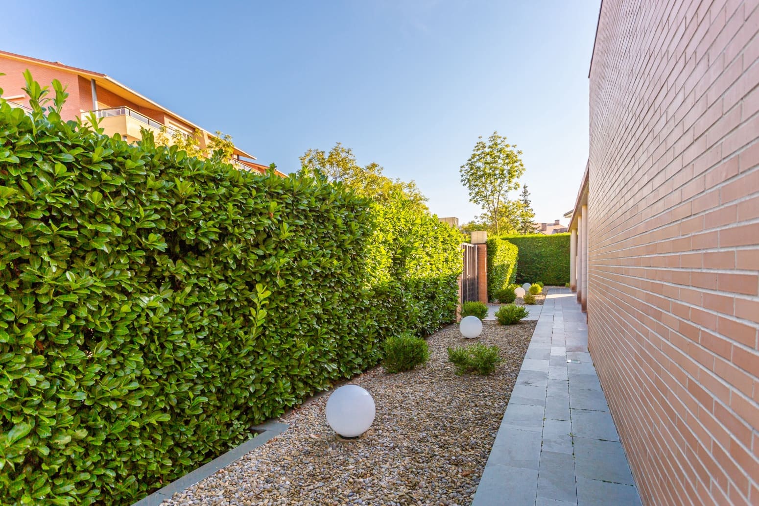 9 bedroom Villa for sale in Egues with pool garage - € 1,700,000 (Ref: 8484454)