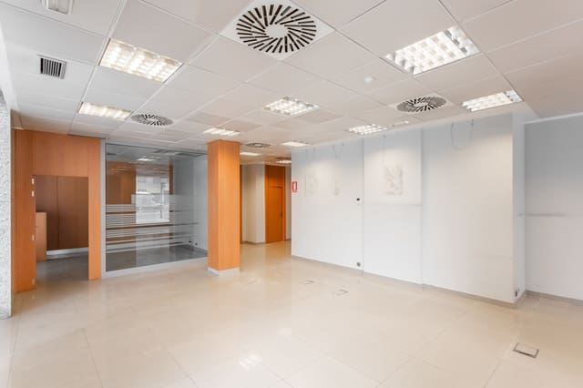 Commercial for sale in Berriozar - € 120,000 (Ref: 8538221)