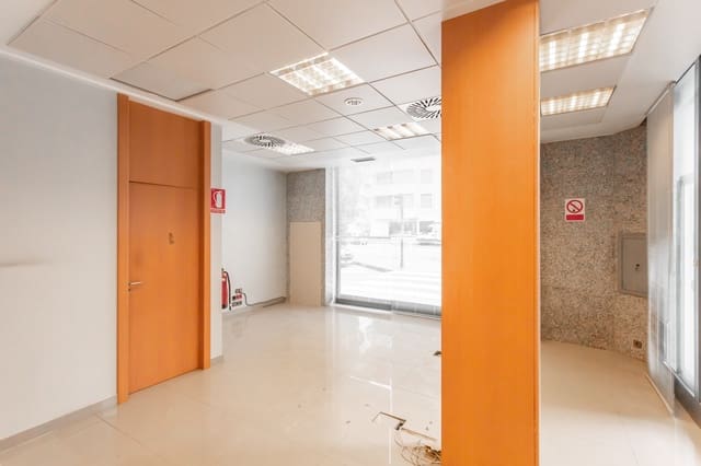 Commercial for sale in Berriozar - € 120,000 (Ref: 8538221)