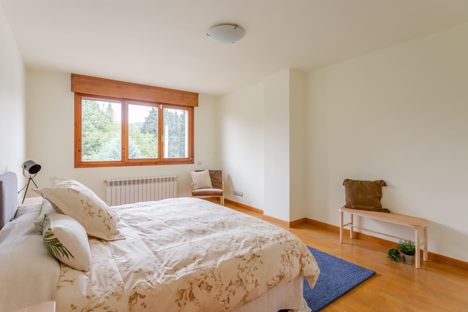 4 soveværelse Villa til salg i Egues med garage - € 448.000 (Ref: 8550974)