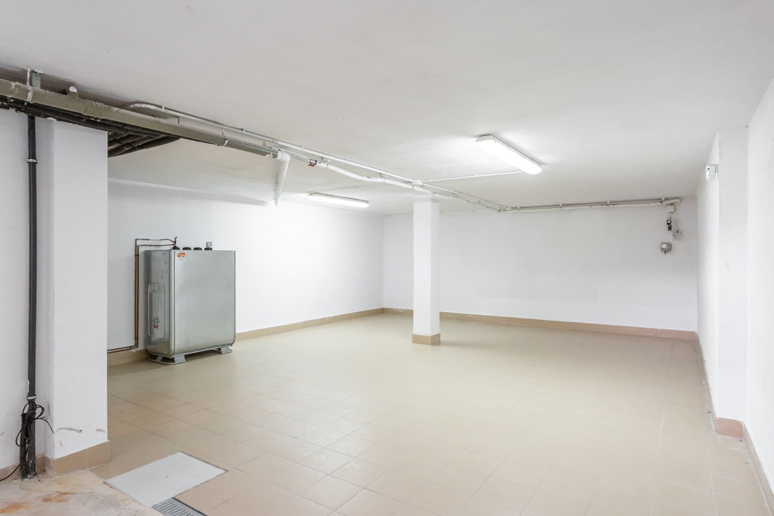 4 soveværelse Villa til salg i Egues med garage - € 448.000 (Ref: 8550974)