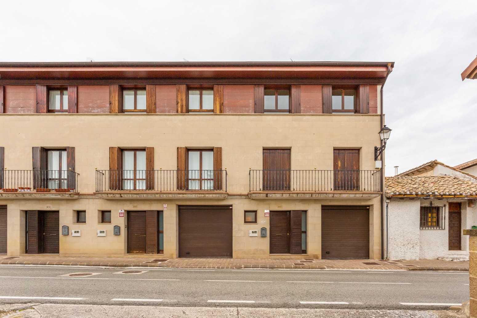 4 soveværelse Villa til salg i Egues med garage - € 448.000 (Ref: 8550974)