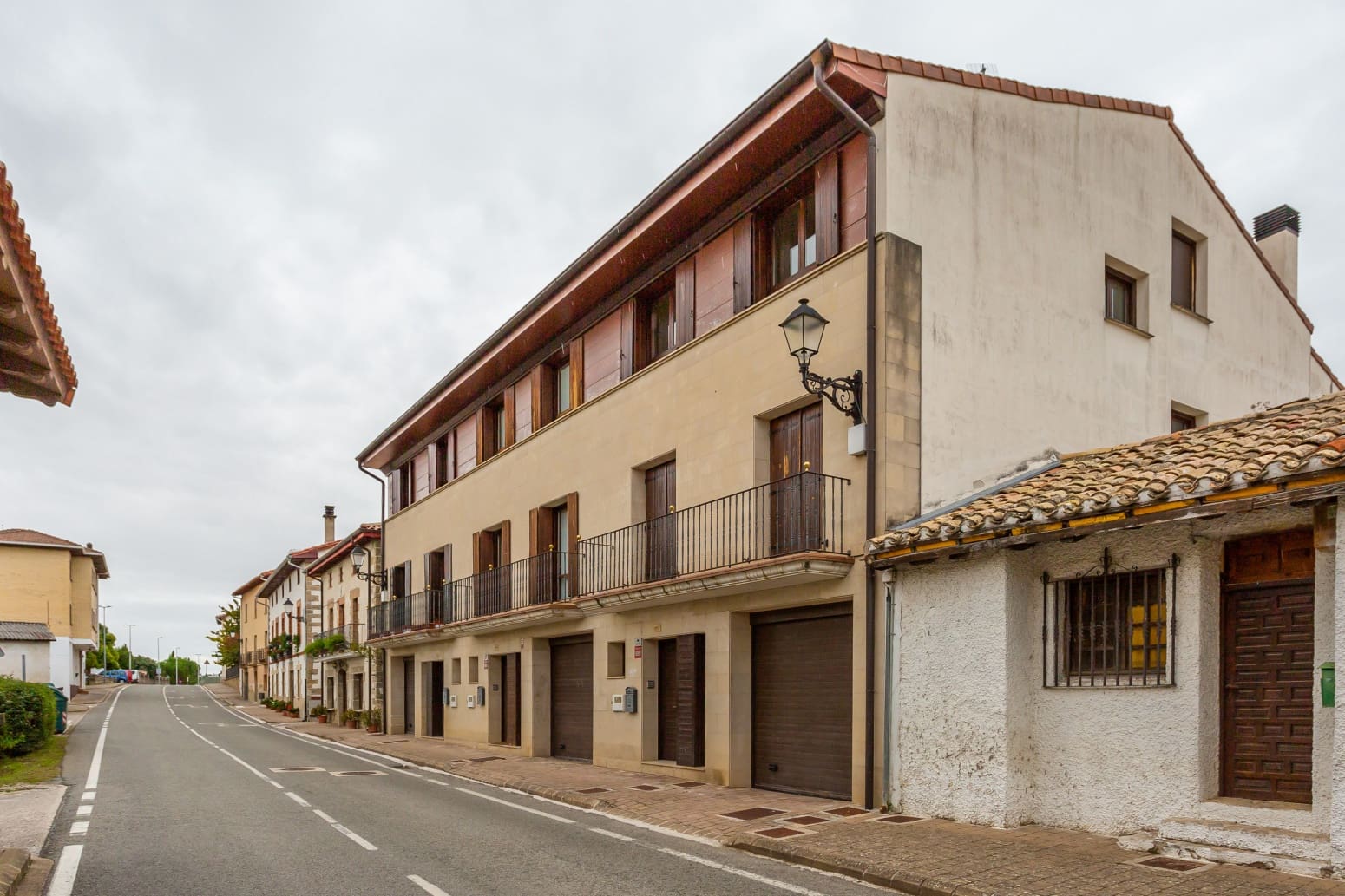 4 soveværelse Villa til salg i Egues med garage - € 448.000 (Ref: 8550974)