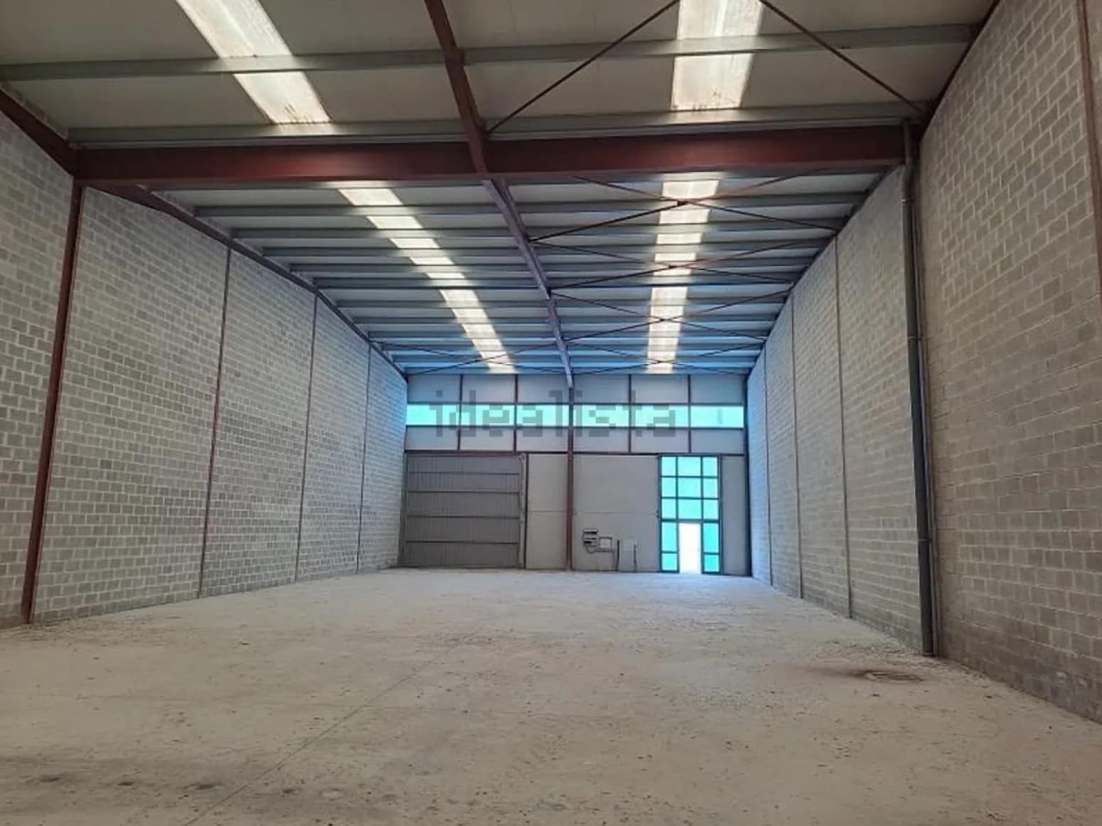 Erhverv til salg i Cintruenigo - € 110.000 (Ref: 8556740)