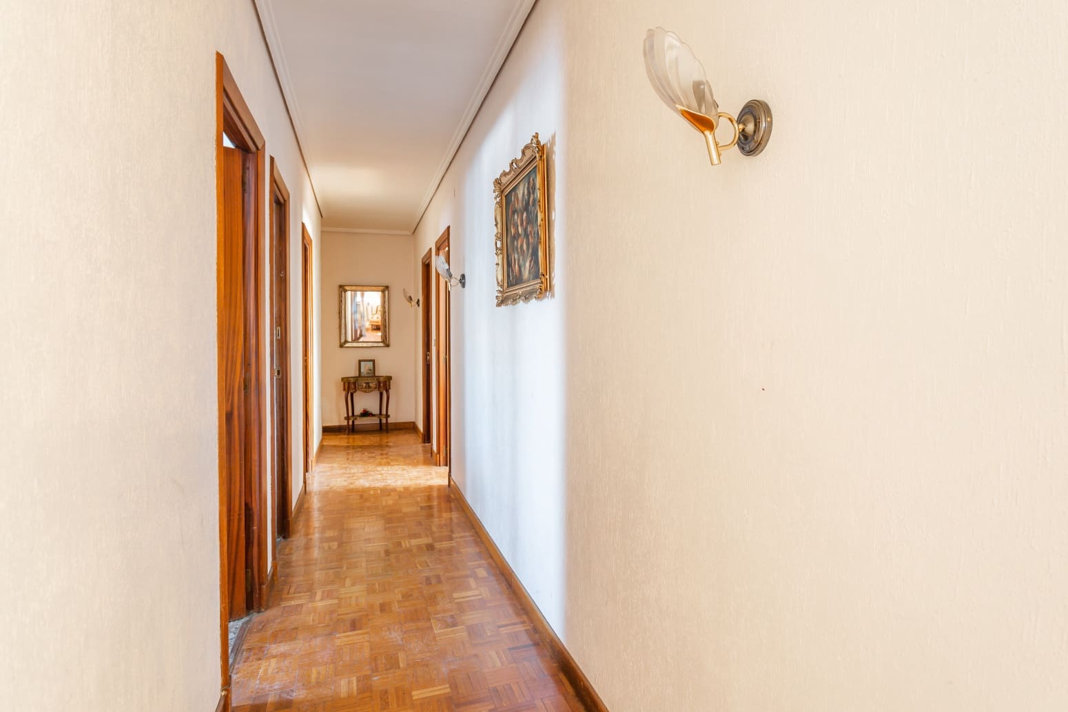 4 soveværelse Villa til salg i Castejon med garage - € 363.000 (Ref: 8559560)