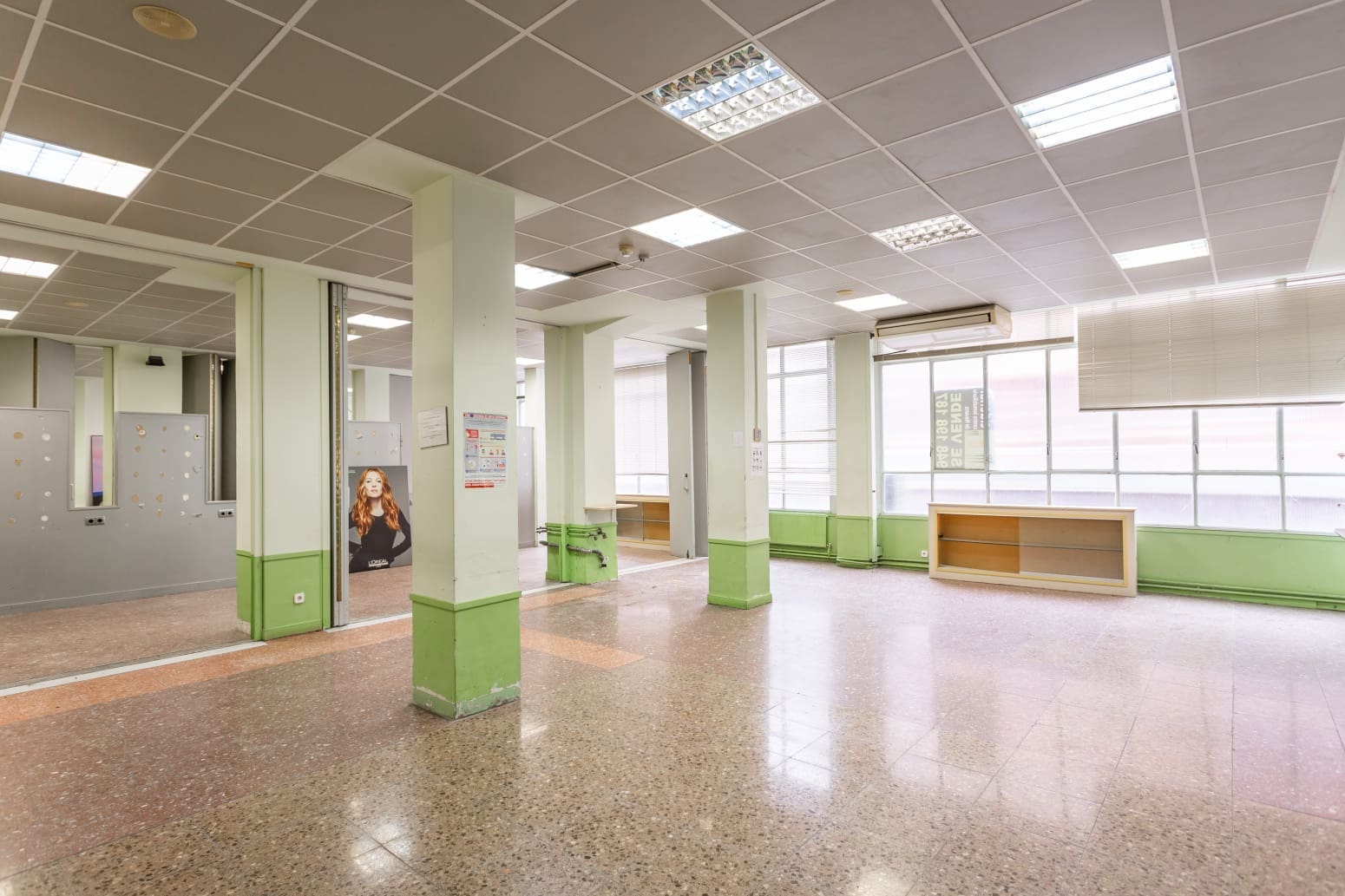 Erhverv til salg i Pamplona / Iruna - € 243.000 (Ref: 8597149)