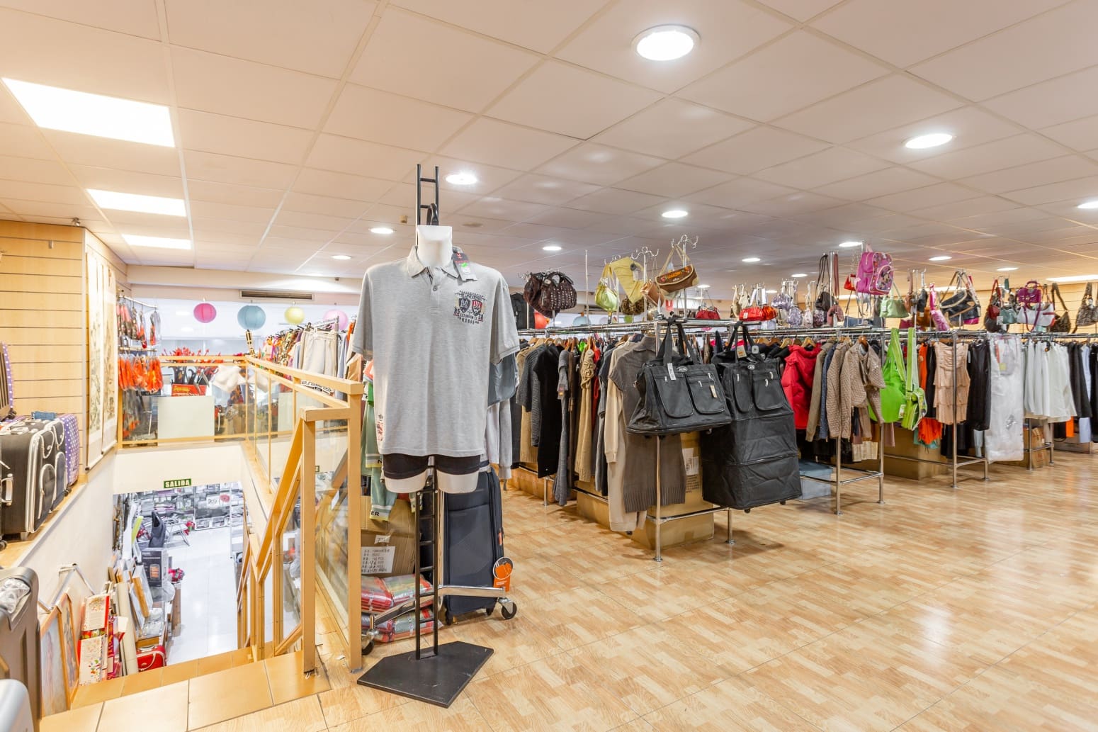 Erhverv til leje i Pamplona / Iruna - € 3.800 (Ref: 8619840)