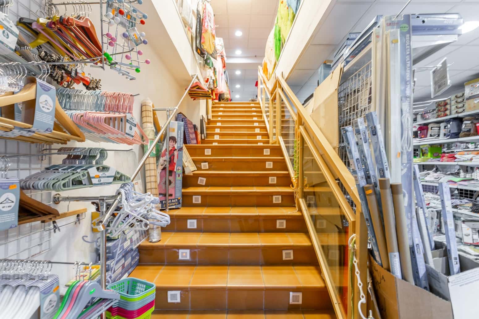 Erhverv til leje i Pamplona / Iruna - € 3.800 (Ref: 8619840)