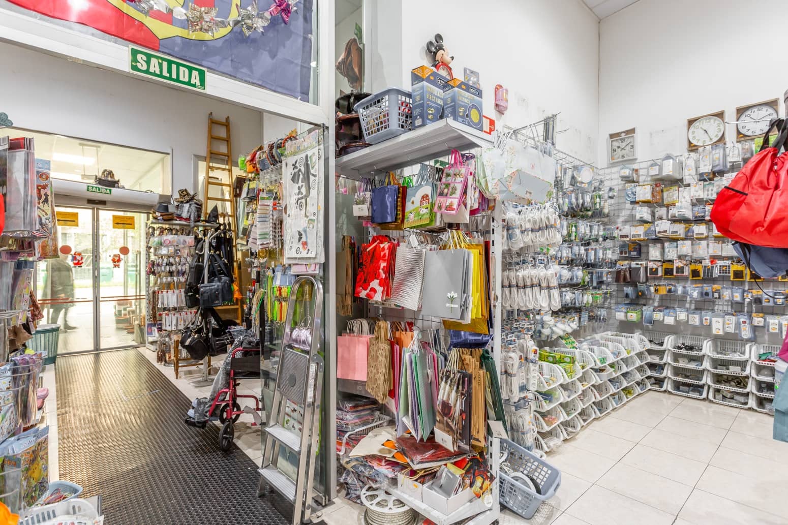 Erhverv til leje i Pamplona / Iruna - € 3.800 (Ref: 8619840)