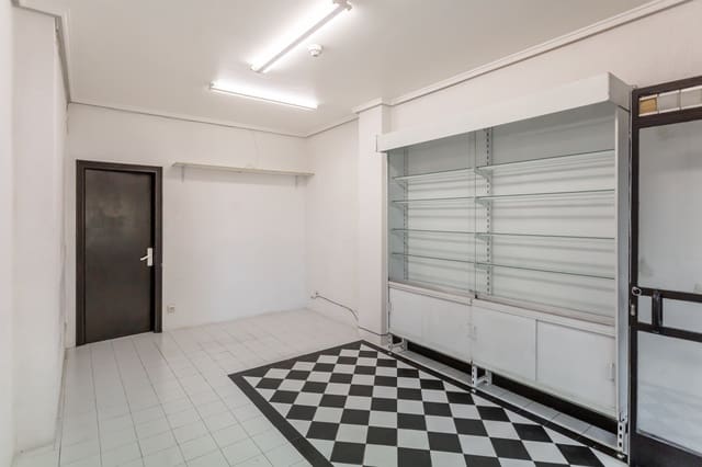 Commerciale da affittare in Pamplona - 400 € (Rif: 8648113)