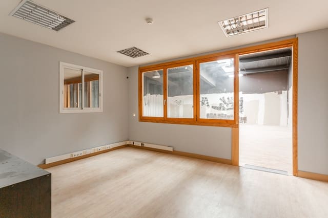 Gewerbe zu vermieten in Aranguren - 1.500 € (Ref: 8658313)