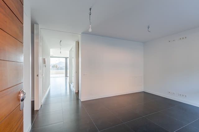 4 soveværelse Villa til salg i Pamplona / Iruña med garage - € 950.000 (Ref: 8682110)