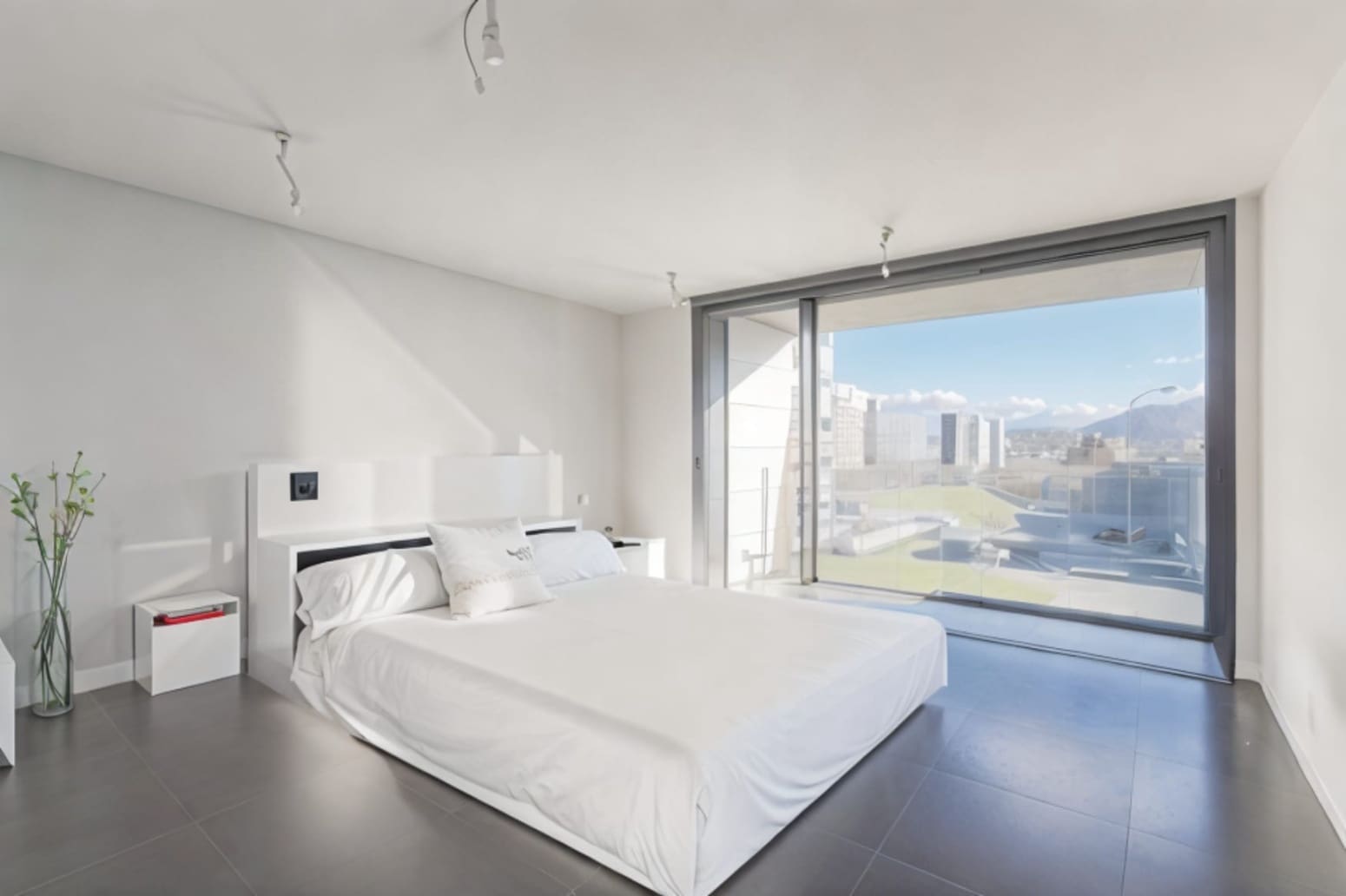 4 soveværelse Villa til salg i Pamplona / Iruna med garage - € 950.000 (Ref: 8682110)