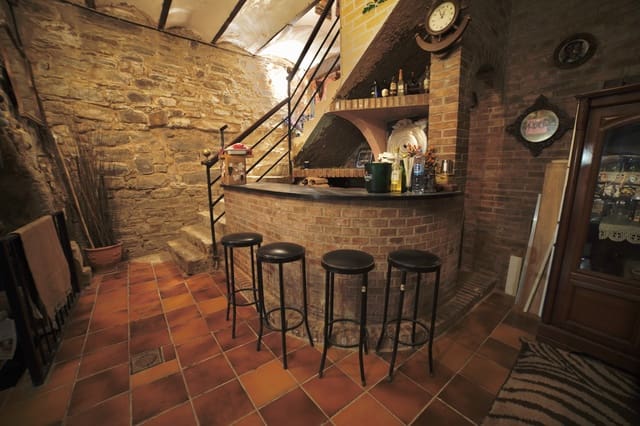 3 bedroom Flat for sale in Lodosa - € 165,000 (Ref: 8685944)