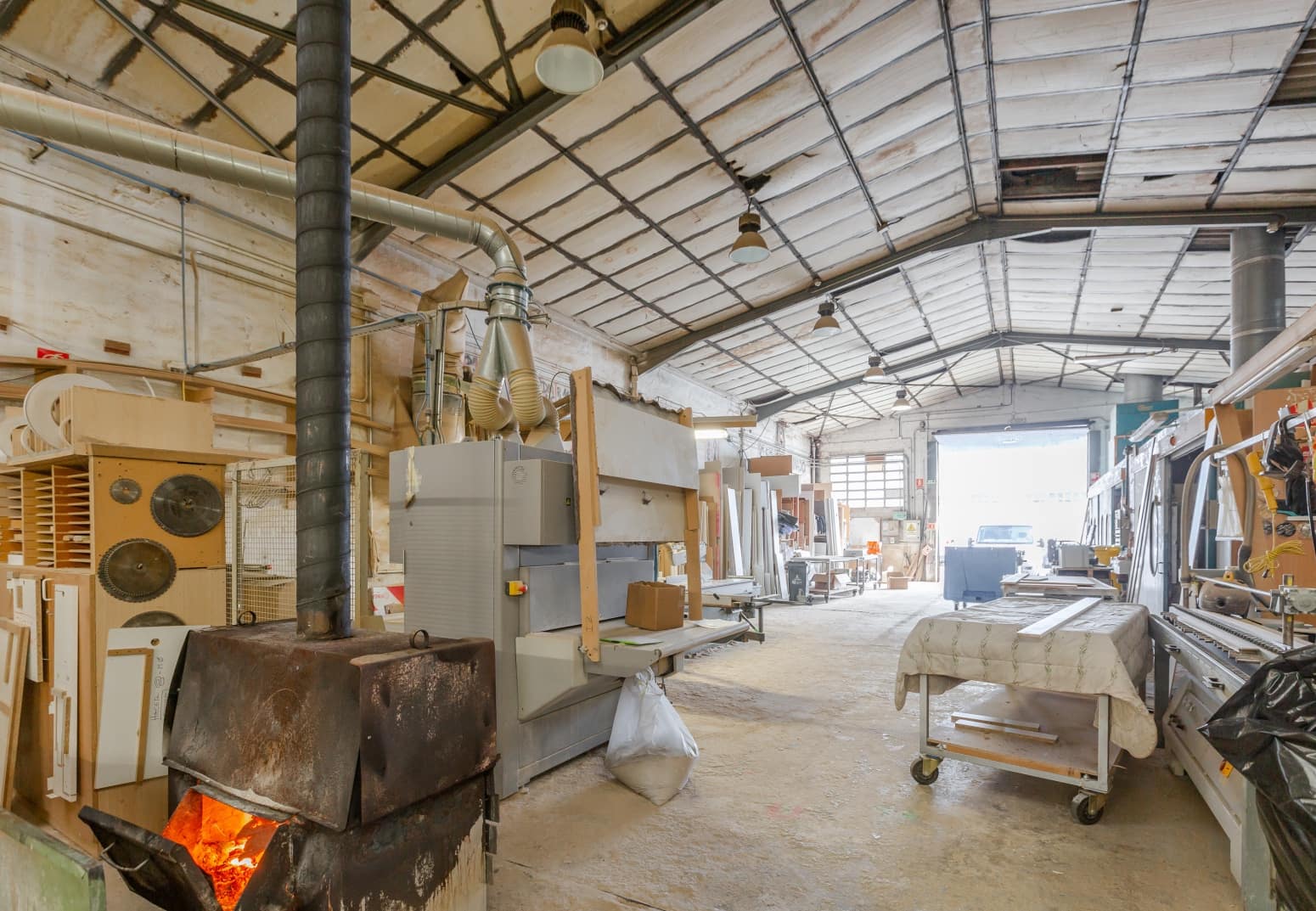 Komercyjne na sprzedaż w Pampeluna - 275 000 € (Ref: 8712565)