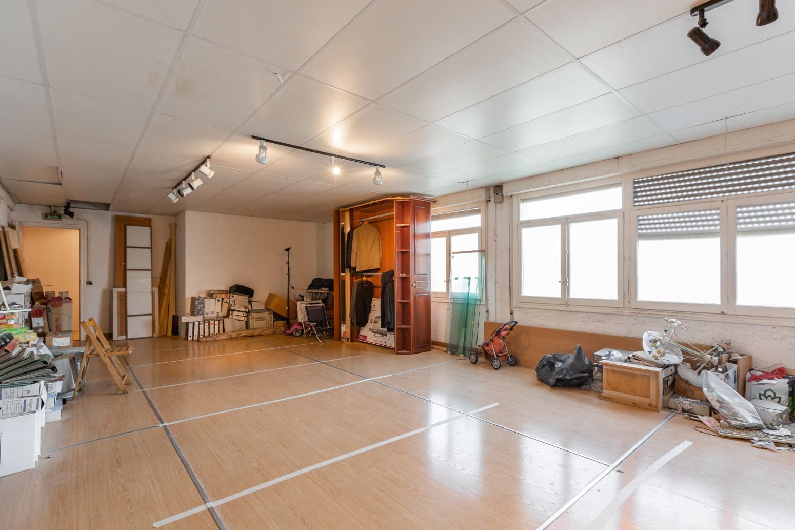 Komercyjne na sprzedaż w Pampeluna - 275 000 € (Ref: 8712565)