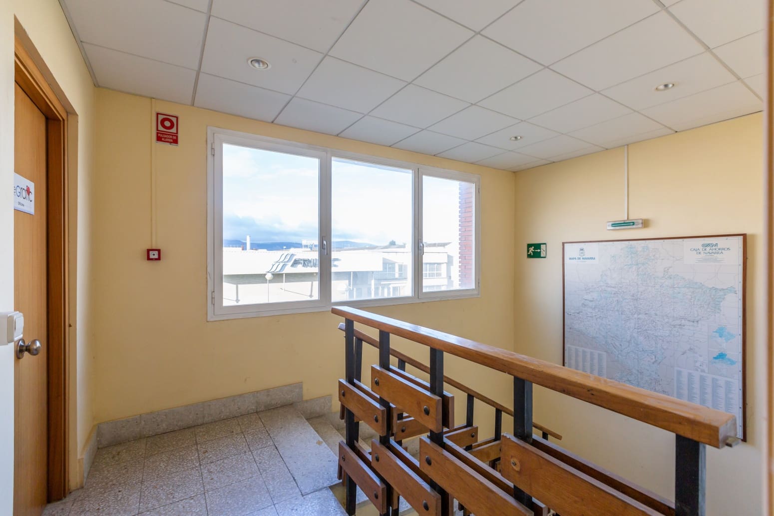 Komercyjne na sprzedaż w Pampeluna - 275 000 € (Ref: 8712565)