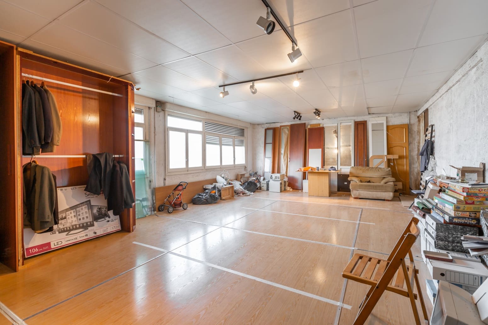 Komercyjne na sprzedaż w Pampeluna - 275 000 € (Ref: 8712565)