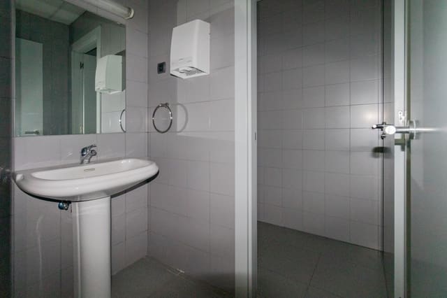 Kontor til salg i Burlada - € 210.600 (Ref: 8737335)