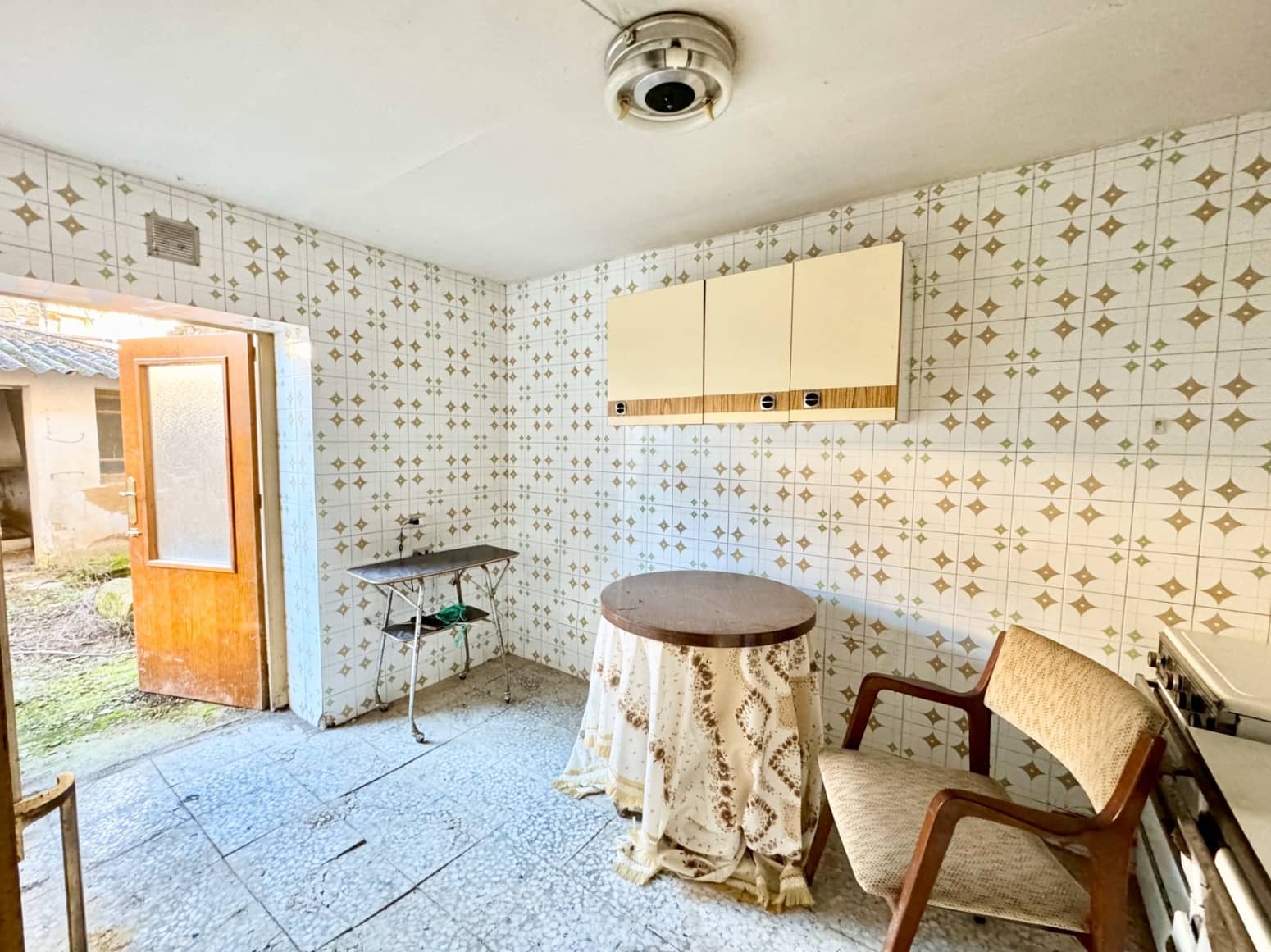 Villa til salg i Allo - € 34.000 (Ref: 8747360)