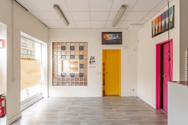 Erhverv til leje i Zizur Mayor / Zizur Nagusia - € 700 (Ref: 8757509)