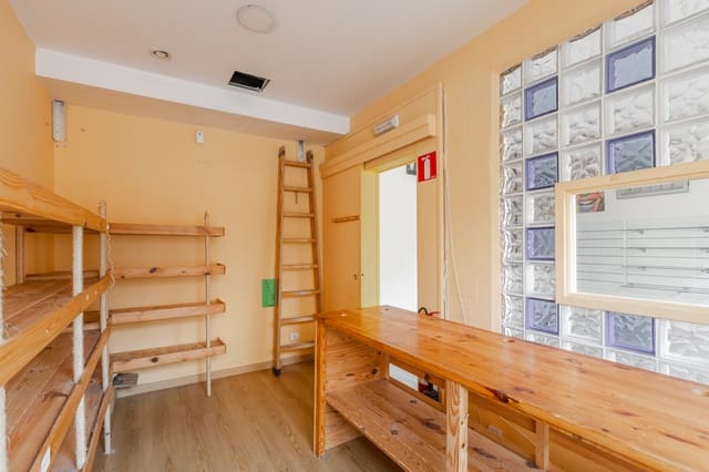 Erhverv til leje i Zizur Mayor / Zizur Nagusia - € 700 (Ref: 8757509)