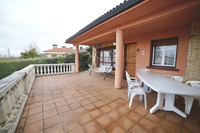 2 Zimmer Villa zu verkaufen in Ayegui mit Garage - 235.000 € (Ref: 8763724)