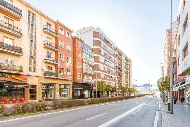 Garage te koop in Pamplona - € 23.300 (Ref: 8783586)