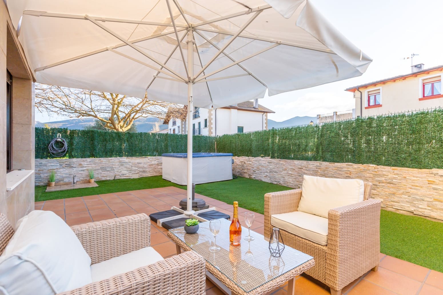 4 soveværelse Villa til salg i Noain - € 410.400 (Ref: 8789154)