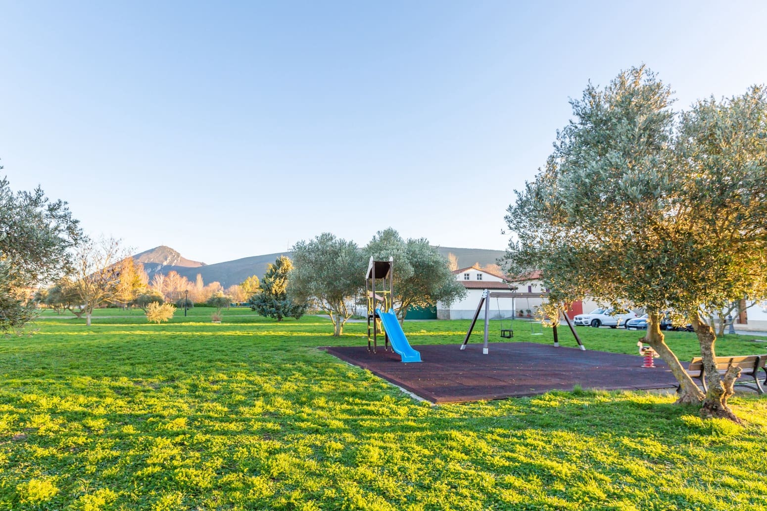 4 soveværelse Villa til salg i Noain - € 410.400 (Ref: 8789154)