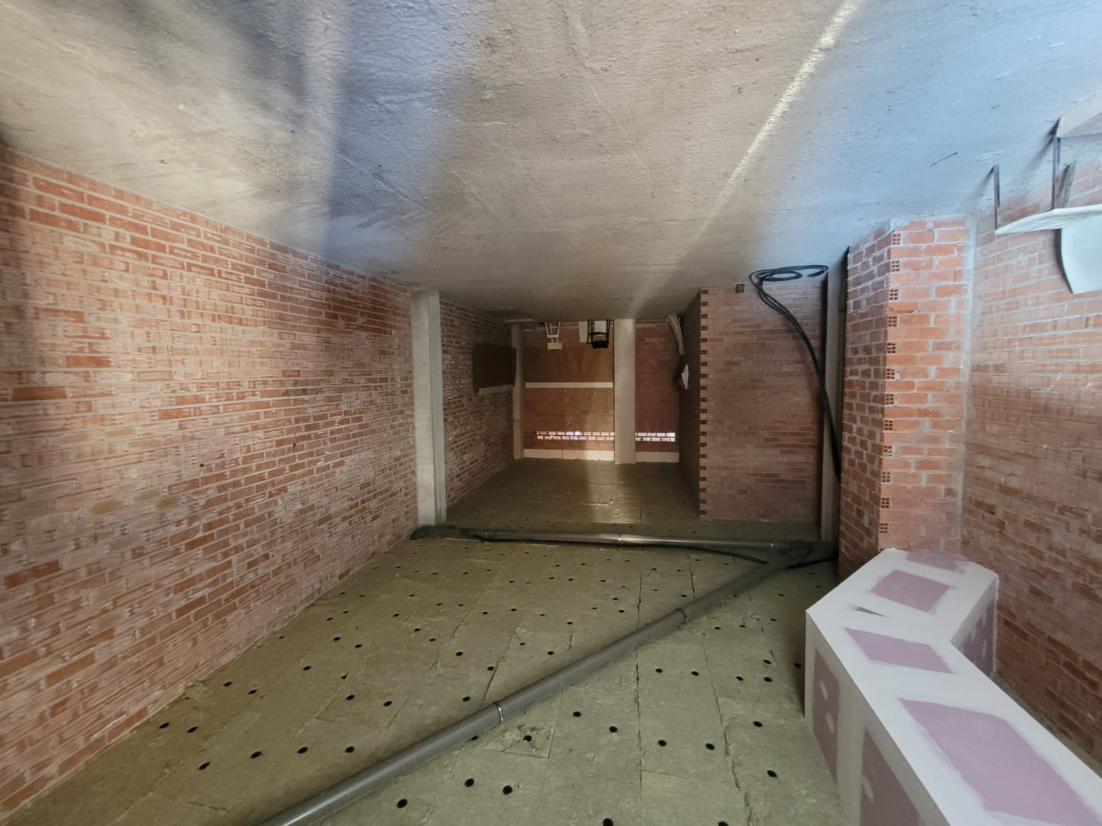 Commerciale da affittare in Pamplona - 1.400 € (Rif: 8789157)