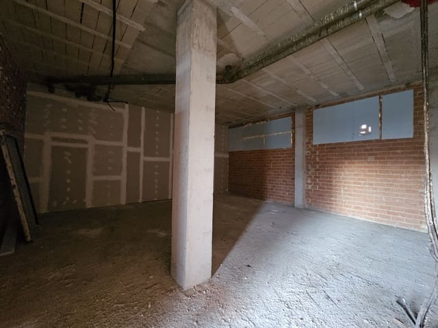 Erhverv til leje i Egüés, Valle de Egüés/Eguesibar - € 480 (Ref: 8798382)