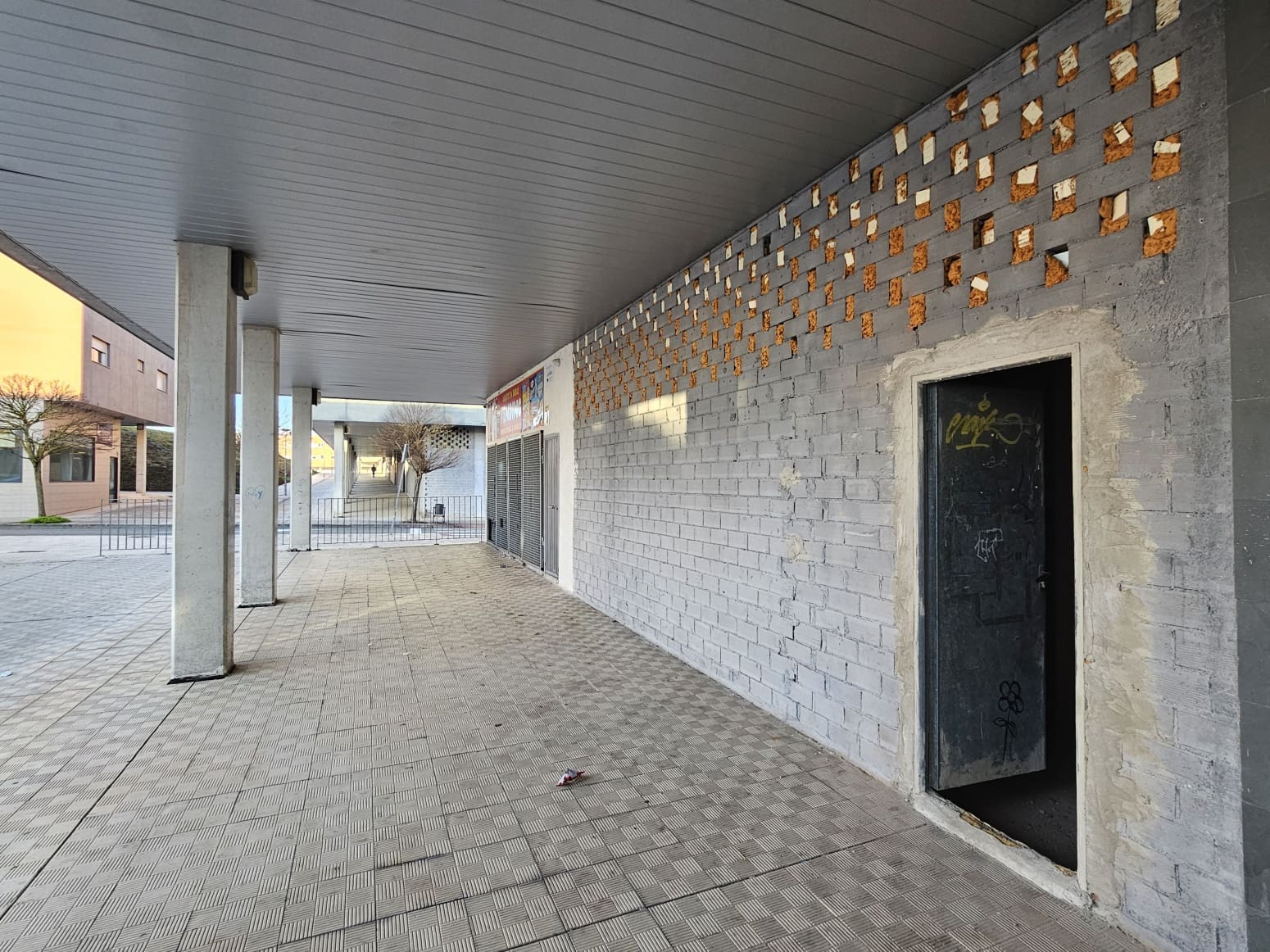 Erhverv til leje i Egues - € 480 (Ref: 8798382)