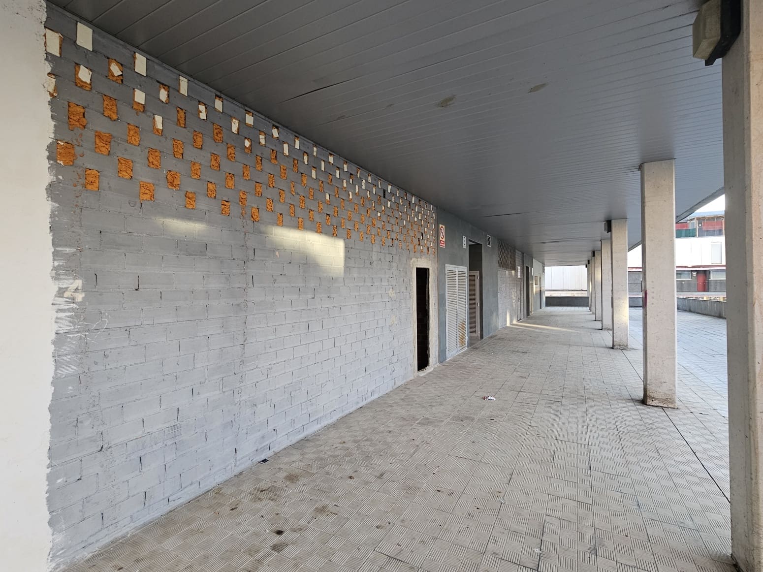 Erhverv til leje i Egues - € 480 (Ref: 8798382)