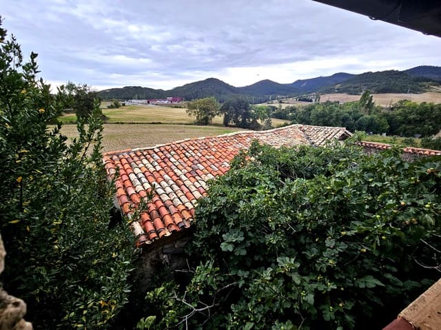 5 slaapkamer Villa te koop in Egüés, Valle de Egüés/Eguesibar met garage - € 365.000 (Ref: 8801416)