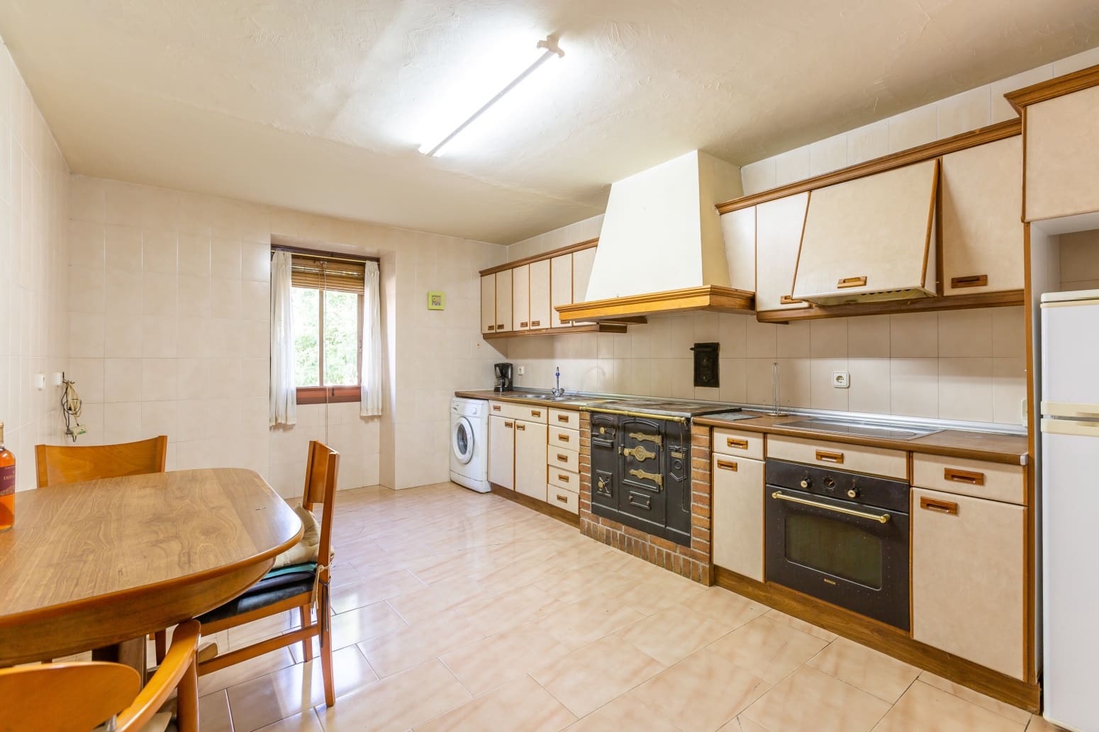 5 soveværelse Villa til salg i Egues med garage - € 370.000 (Ref: 8801416)