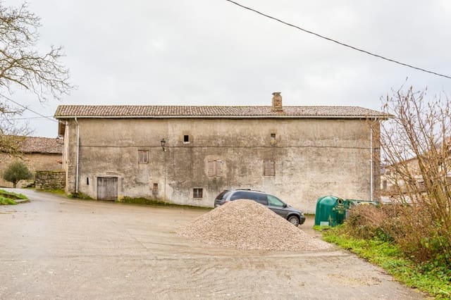 Villa til salg i Guelbenzu, Odieta - € 60.000 (Ref: 8827584)