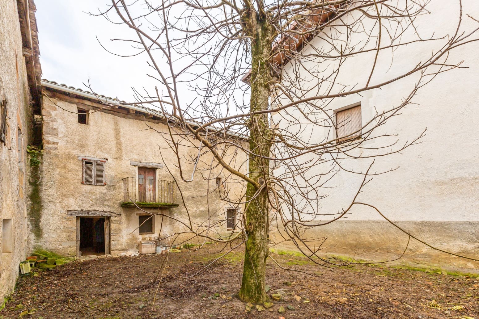 Villa til salg i Guelbenzu - € 60.000 (Ref: 8827584)