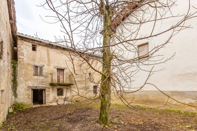 Villa til salg i Guelbenzu, Odieta - € 150.000 (Ref: 8827584)