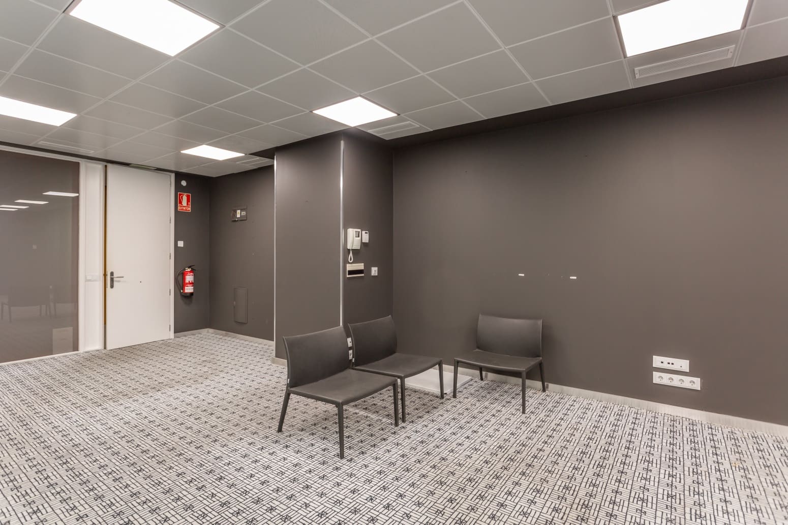 Kontor til leje i Zizur Mayor / Zizur Nagusia med garage - € 1.100 (Ref: 8838448)