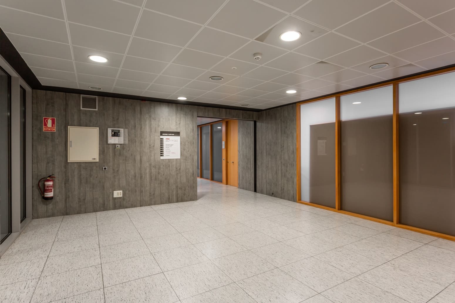 Kontor til leje i Zizur Mayor / Zizur Nagusia med garage - € 1.100 (Ref: 8838448)