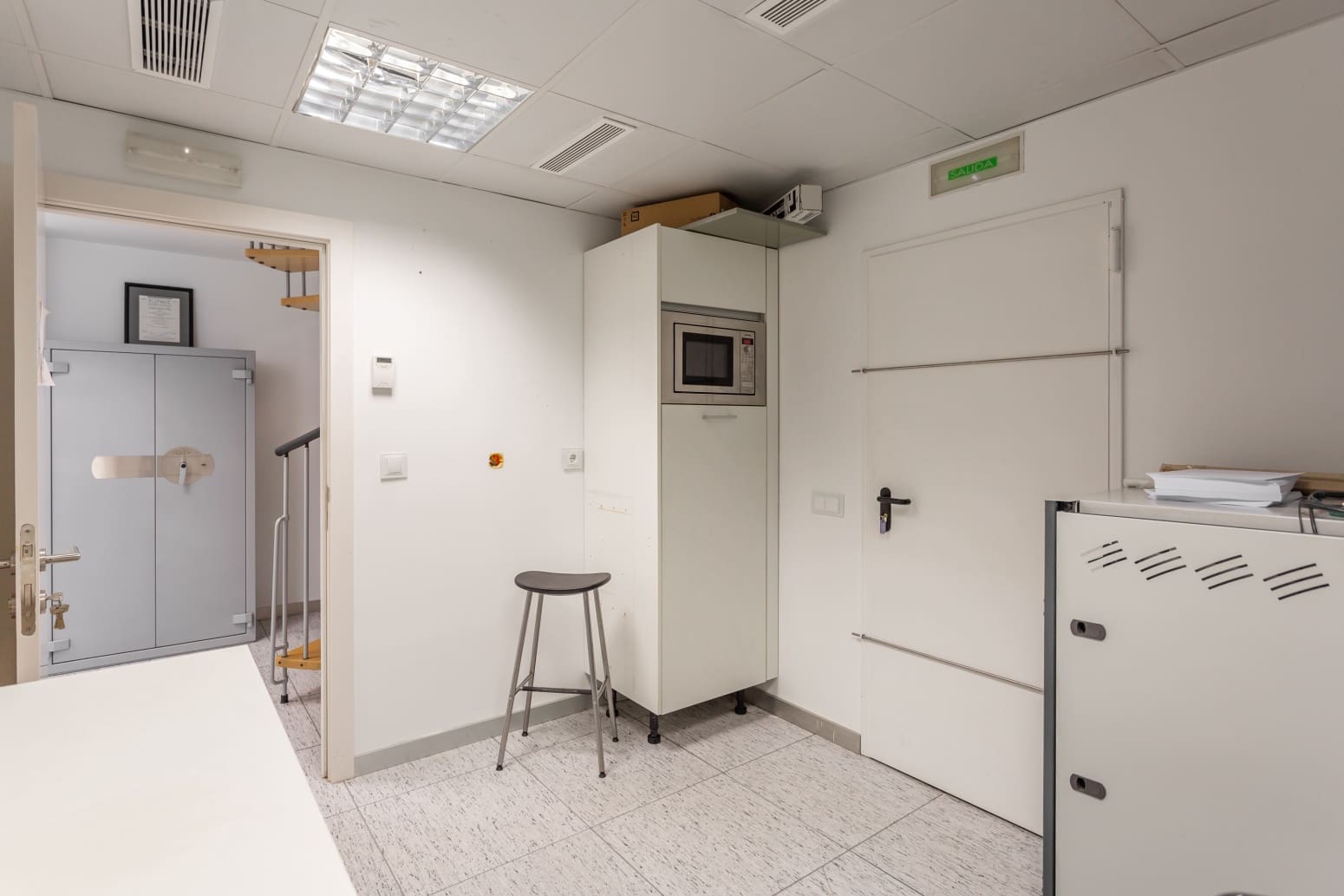 Kontor til leje i Zizur Mayor / Zizur Nagusia med garage - € 1.100 (Ref: 8838448)