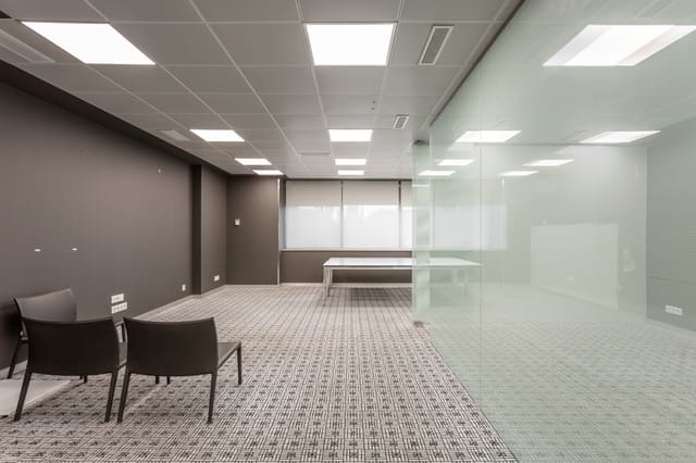 Kontor til leje i Zizur Mayor / Zizur Nagusia med garage - € 1.100 (Ref: 8838448)